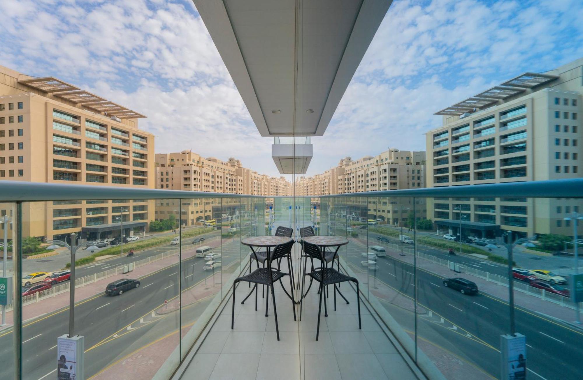 Studio With Private Beach Access At Palm Jumeirah Дубай Экстерьер фото